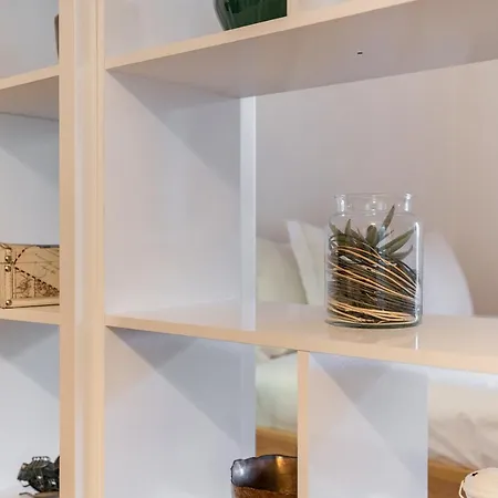 Apartment Warm And Bright Studio Lisbon